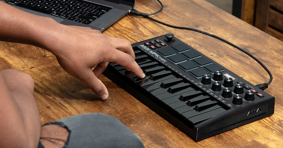 Akai MPK Mini MK3 MIDI keyboard with signature pads