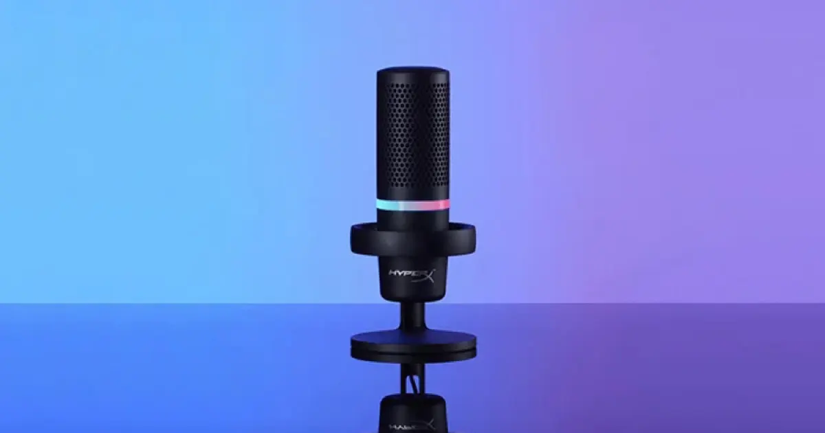 HyperX DuoCast microphone with two polar patterns and shock mount