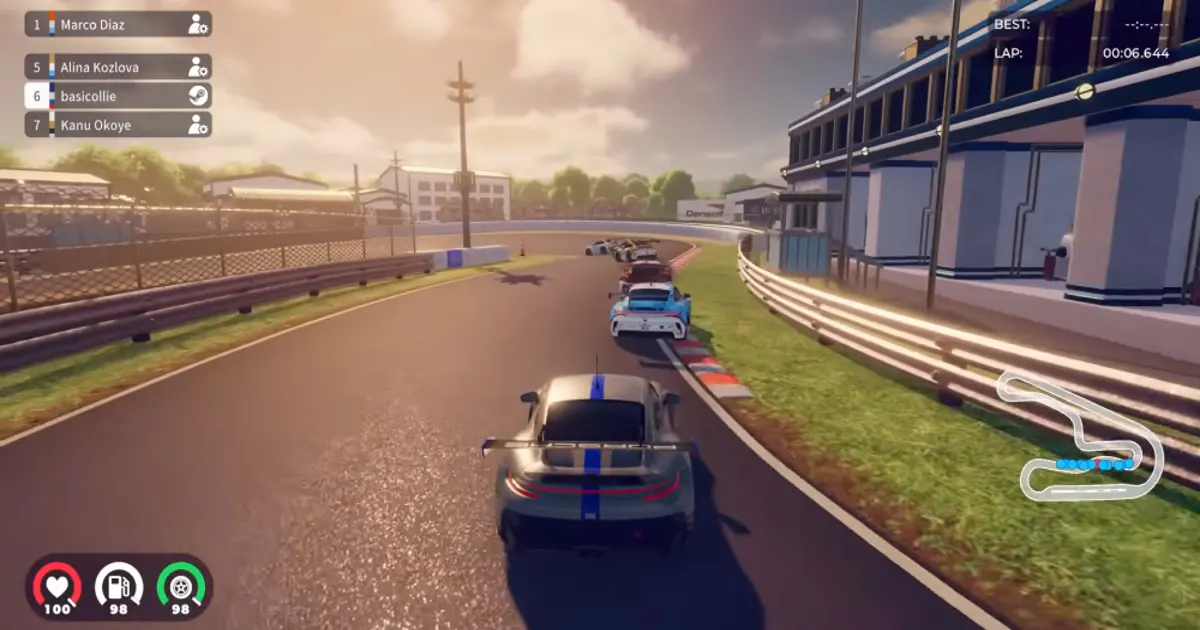 iRacing: Professional-level online racing simulation